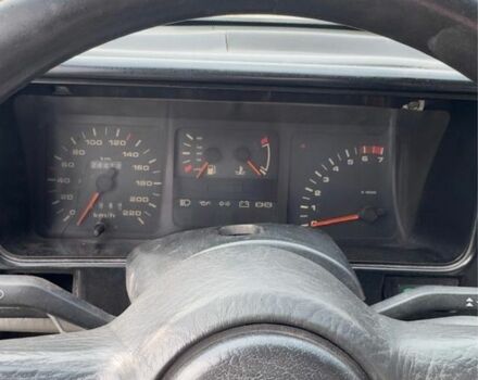 Белый Форд Сиерра, объемом двигателя 1.8 л и пробегом 240 тыс. км за 720 $, фото 5 на Automoto.ua