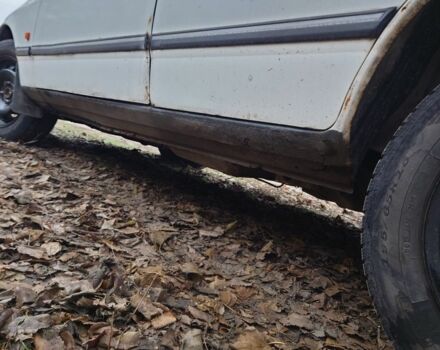 Белый Форд Сиерра, объемом двигателя 2 л и пробегом 100 тыс. км за 550 $, фото 9 на Automoto.ua