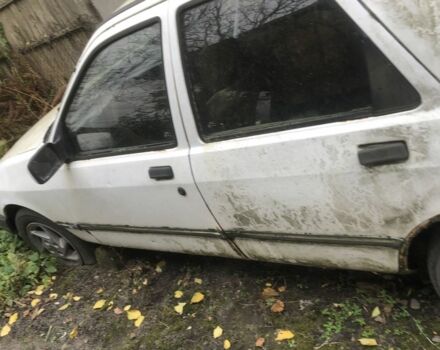 Білий Форд Сієрра, об'ємом двигуна 1.6 л та пробігом 2 тис. км за 250 $, фото 3 на Automoto.ua