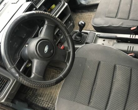 Белый Форд Сиерра, объемом двигателя 1.6 л и пробегом 280 тыс. км за 1000 $, фото 7 на Automoto.ua