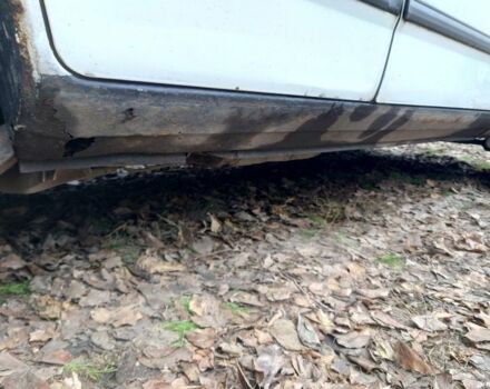 Белый Форд Сиерра, объемом двигателя 2 л и пробегом 100 тыс. км за 550 $, фото 10 на Automoto.ua