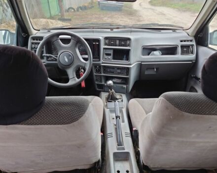 Белый Форд Сиерра, объемом двигателя 2 л и пробегом 100 тыс. км за 550 $, фото 7 на Automoto.ua