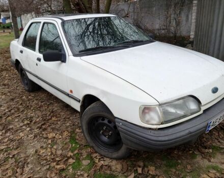 Белый Форд Сиерра, объемом двигателя 2 л и пробегом 100 тыс. км за 550 $, фото 4 на Automoto.ua