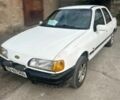 Белый Форд Сиерра, объемом двигателя 1.8 л и пробегом 240 тыс. км за 720 $, фото 1 на Automoto.ua