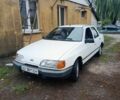 Белый Форд Сиерра, объемом двигателя 2 л и пробегом 300 тыс. км за 1200 $, фото 1 на Automoto.ua