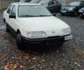 Белый Форд Сиерра, объемом двигателя 2 л и пробегом 250 тыс. км за 800 $, фото 1 на Automoto.ua