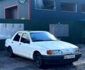 Белый Форд Сиерра, объемом двигателя 2 л и пробегом 160 тыс. км за 920 $, фото 1 на Automoto.ua