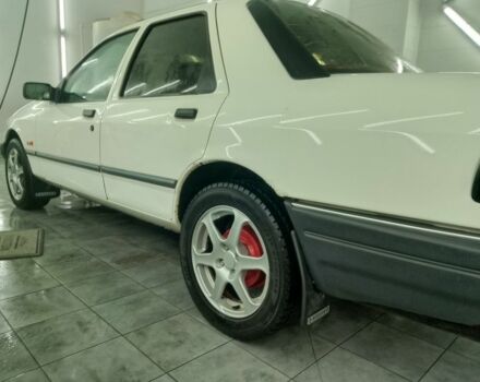 Білий Форд Сієрра, об'ємом двигуна 2 л та пробігом 67 тис. км за 1500 $, фото 3 на Automoto.ua