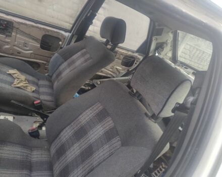 Білий Форд Сієрра, об'ємом двигуна 2 л та пробігом 333 тис. км за 900 $, фото 3 на Automoto.ua