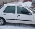Белый Форд Сиерра, объемом двигателя 2 л и пробегом 250 тыс. км за 1400 $, фото 1 на Automoto.ua