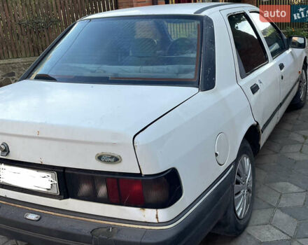 Белый Форд Сиерра, объемом двигателя 0 л и пробегом 350 тыс. км за 901 $, фото 2 на Automoto.ua