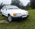 Белый Форд Сиерра, объемом двигателя 1.8 л и пробегом 330 тыс. км за 900 $, фото 1 на Automoto.ua
