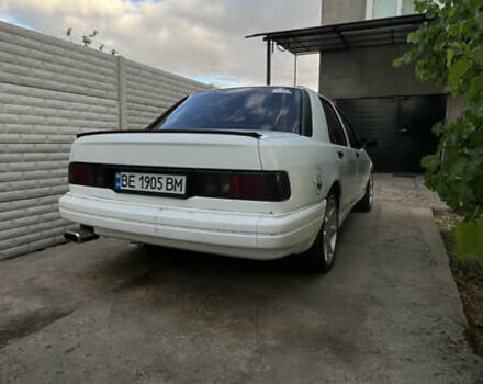 Білий Форд Сієрра, об'ємом двигуна 2 л та пробігом 300 тис. км за 1800 $, фото 4 на Automoto.ua