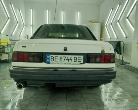 Білий Форд Сієрра, об'ємом двигуна 2 л та пробігом 67 тис. км за 1500 $, фото 4 на Automoto.ua