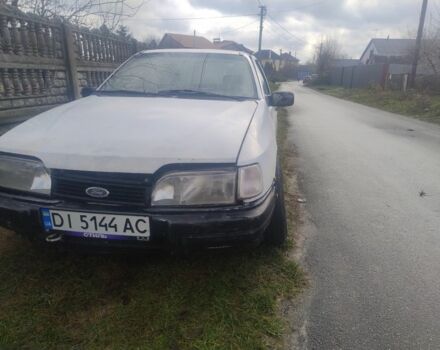 Білий Форд Сієрра, об'ємом двигуна 2 л та пробігом 333 тис. км за 900 $, фото 5 на Automoto.ua