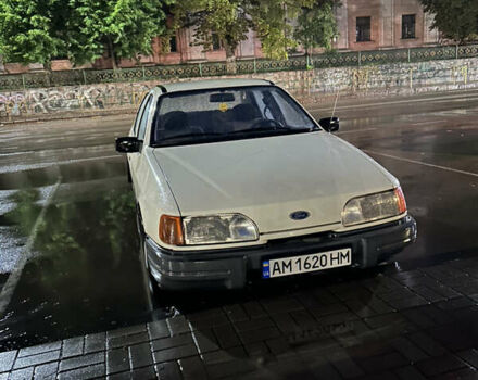 Білий Форд Сієрра, об'ємом двигуна 1.99 л та пробігом 300 тис. км за 1500 $, фото 1 на Automoto.ua