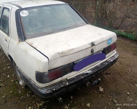 Белый Форд Сиерра, объемом двигателя 2 л и пробегом 400 тыс. км за 214 $, фото 2 на Automoto.ua