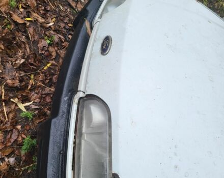 Белый Форд Сиерра, объемом двигателя 2.3 л и пробегом 123 тыс. км за 536 $, фото 6 на Automoto.ua