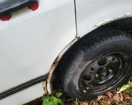 Белый Форд Сиерра, объемом двигателя 2.3 л и пробегом 123 тыс. км за 536 $, фото 5 на Automoto.ua