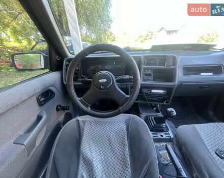 Белый Форд Сиерра, объемом двигателя 2.3 л и пробегом 350 тыс. км за 503 $, фото 6 на Automoto.ua