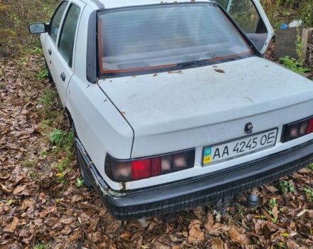 Белый Форд Сиерра, объемом двигателя 2.3 л и пробегом 123 тыс. км за 536 $, фото 1 на Automoto.ua