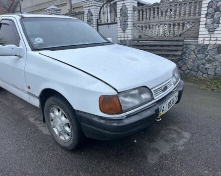 Белый Форд Сиерра, объемом двигателя 2 л и пробегом 200 тыс. км за 750 $, фото 4 на Automoto.ua