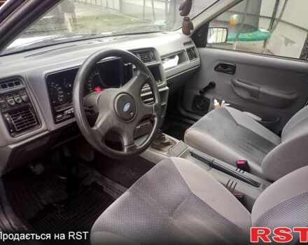 Белый Форд Сиерра, объемом двигателя 2 л и пробегом 60 тыс. км за 1350 $, фото 6 на Automoto.ua