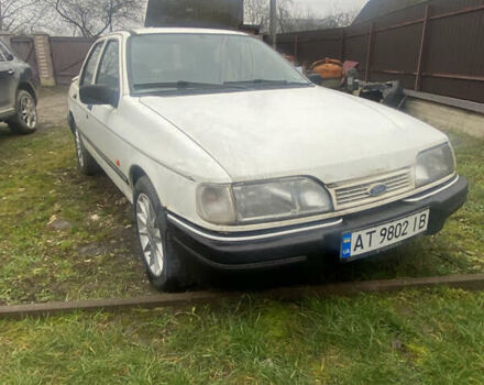 Белый Форд Сиерра, объемом двигателя 1.6 л и пробегом 45 тыс. км за 1750 $, фото 1 на Automoto.ua
