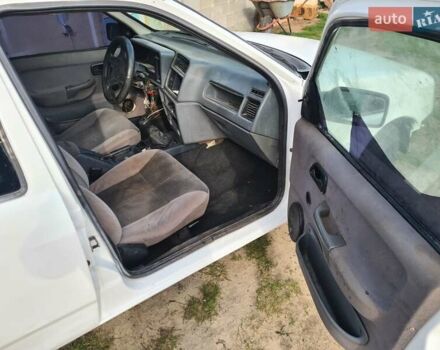 Білий Форд Сієрра, об'ємом двигуна 1.99 л та пробігом 300 тис. км за 800 $, фото 6 на Automoto.ua