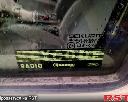 Белый Форд Сиерра, объемом двигателя 2 л и пробегом 60 тыс. км за 1350 $, фото 8 на Automoto.ua