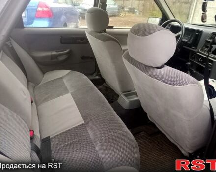 Белый Форд Сиерра, объемом двигателя 2 л и пробегом 60 тыс. км за 1350 $, фото 7 на Automoto.ua