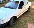 Белый Форд Сиерра, объемом двигателя 2 л и пробегом 300 тыс. км за 670 $, фото 1 на Automoto.ua
