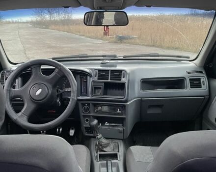 Белый Форд Сиерра, объемом двигателя 2 л и пробегом 52 тыс. км за 850 $, фото 3 на Automoto.ua