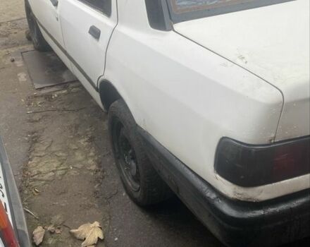 Белый Форд Сиерра, объемом двигателя 2 л и пробегом 222 тыс. км за 750 $, фото 1 на Automoto.ua