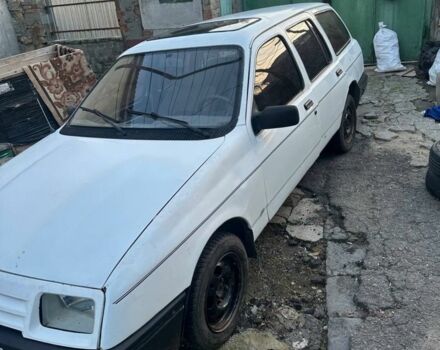 Белый Форд Сиерра, объемом двигателя 1.8 л и пробегом 120 тыс. км за 1100 $, фото 3 на Automoto.ua