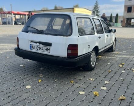 Белый Форд Сиерра, объемом двигателя 1.6 л и пробегом 1 тыс. км за 450 $, фото 7 на Automoto.ua