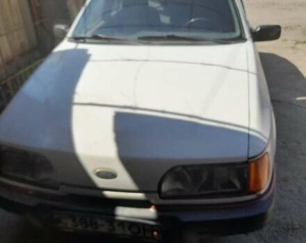 Белый Форд Сиерра, объемом двигателя 2.3 л и пробегом 200 тыс. км за 1000 $, фото 2 на Automoto.ua