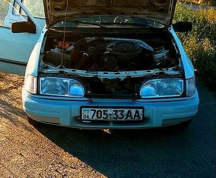 Форд Сиерра 1987 в Днепре (Днепропетровске) на Automoto.ua Белый Форд Сиерра, объемом двигателя 2 л и пробегом 148 тыс. км за 836 $, фото 2 на Automoto.ua