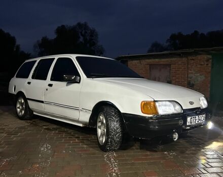 Белый Форд Сиерра, объемом двигателя 1.8 л и пробегом 300 тыс. км за 550 $, фото 6 на Automoto.ua