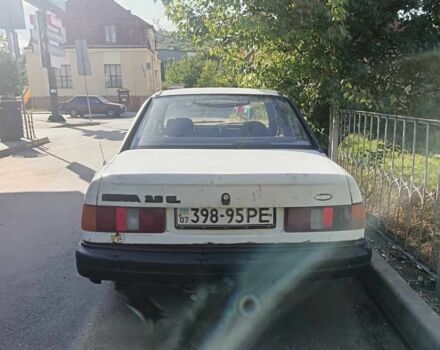Белый Форд Сиерра, объемом двигателя 2 л и пробегом 1000 тыс. км за 475 $, фото 2 на Automoto.ua