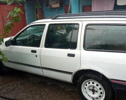 Білий Форд Сієрра, об'ємом двигуна 1.8 л та пробігом 330 тис. км за 1000 $, фото 2 на Automoto.ua