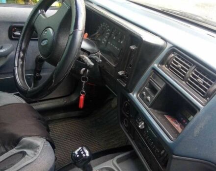 Білий Форд Сієрра, об'ємом двигуна 1.8 л та пробігом 330 тис. км за 1000 $, фото 19 на Automoto.ua