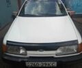Білий Форд Сієрра, об'ємом двигуна 1.8 л та пробігом 330 тис. км за 1000 $, фото 1 на Automoto.ua