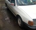 Білий Форд Сієрра, об'ємом двигуна 1.8 л та пробігом 330 тис. км за 1000 $, фото 13 на Automoto.ua