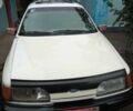 Білий Форд Сієрра, об'ємом двигуна 1.8 л та пробігом 330 тис. км за 1000 $, фото 9 на Automoto.ua
