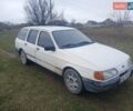 Белый Форд Сиерра, объемом двигателя 2 л и пробегом 300 тыс. км за 650 $, фото 1 на Automoto.ua