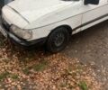 Белый Форд Сиерра, объемом двигателя 2 л и пробегом 300 тыс. км за 1100 $, фото 1 на Automoto.ua