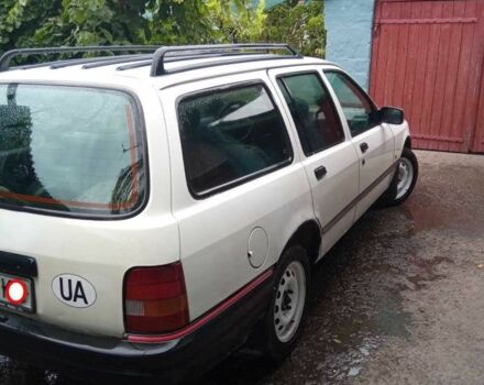 Білий Форд Сієрра, об'ємом двигуна 1.8 л та пробігом 330 тис. км за 1000 $, фото 11 на Automoto.ua
