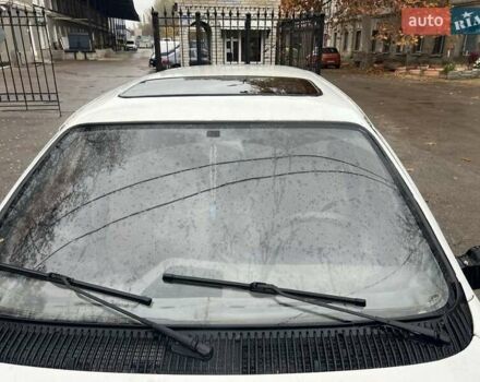 Белый Форд Сиерра, объемом двигателя 1.8 л и пробегом 250 тыс. км за 550 $, фото 11 на Automoto.ua