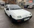 Белый Форд Сиерра, объемом двигателя 1.8 л и пробегом 250 тыс. км за 550 $, фото 12 на Automoto.ua